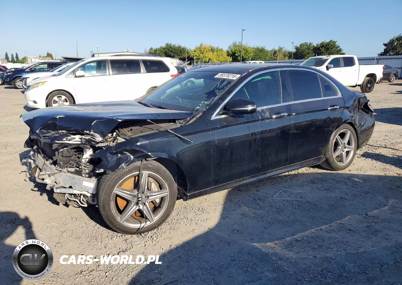 2018 Mercedes-Benz E 300 4Matic – zdjęcie 1 z 12