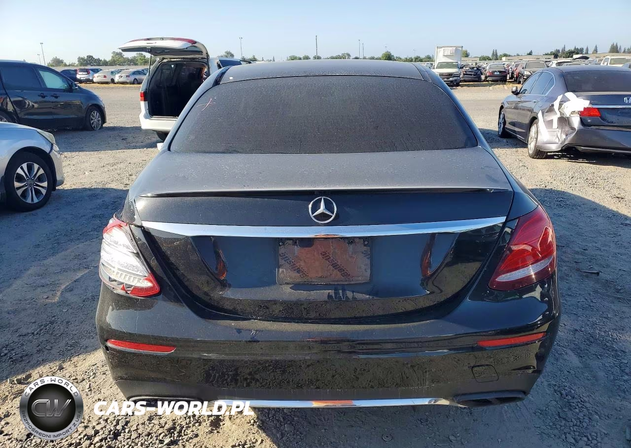 2018 Mercedes-Benz E 300 4Matic VIN:WDDZF4KB8JA403995 - 6