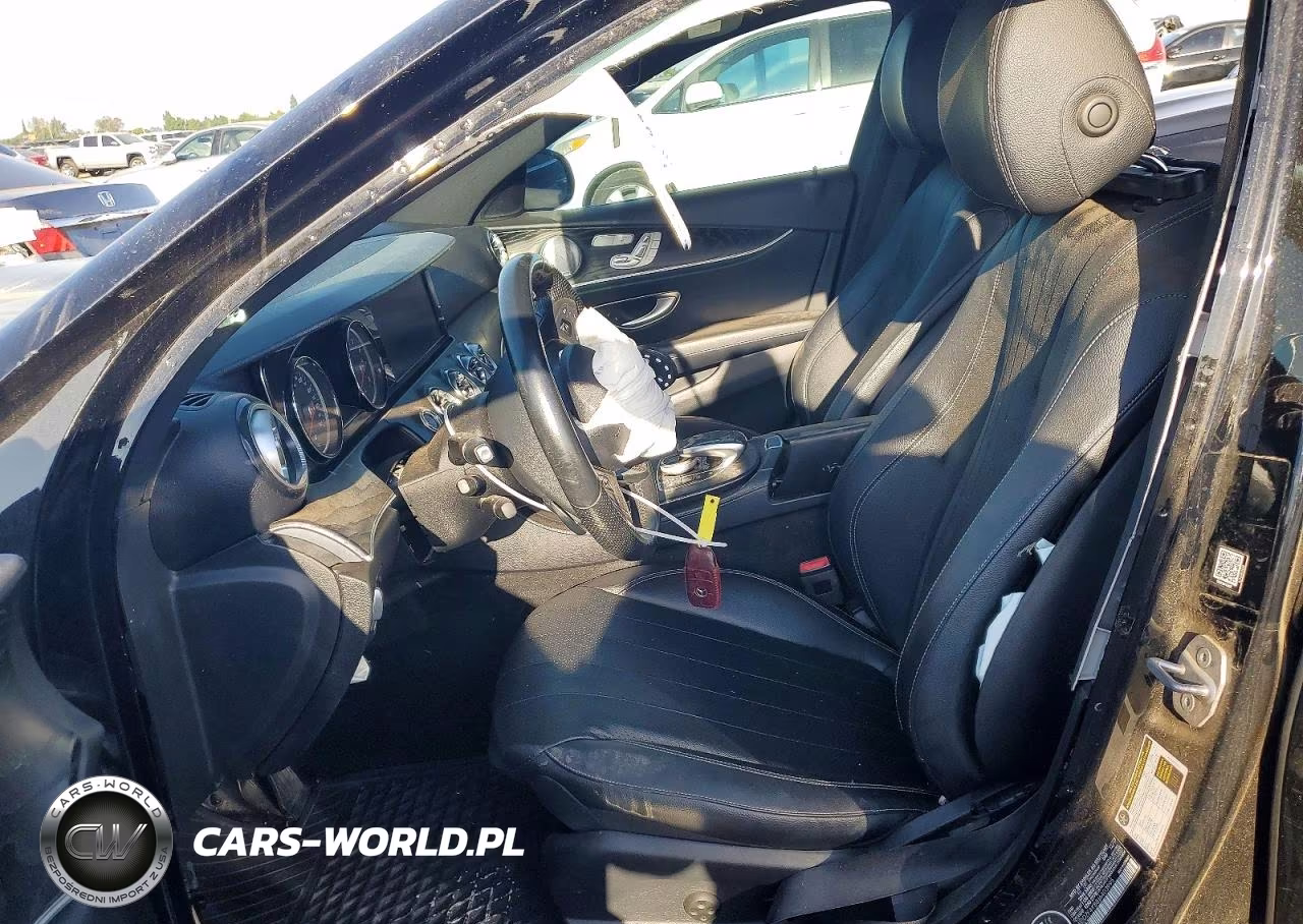 2018 Mercedes-Benz E 300 4Matic VIN:WDDZF4KB8JA403995 - 7