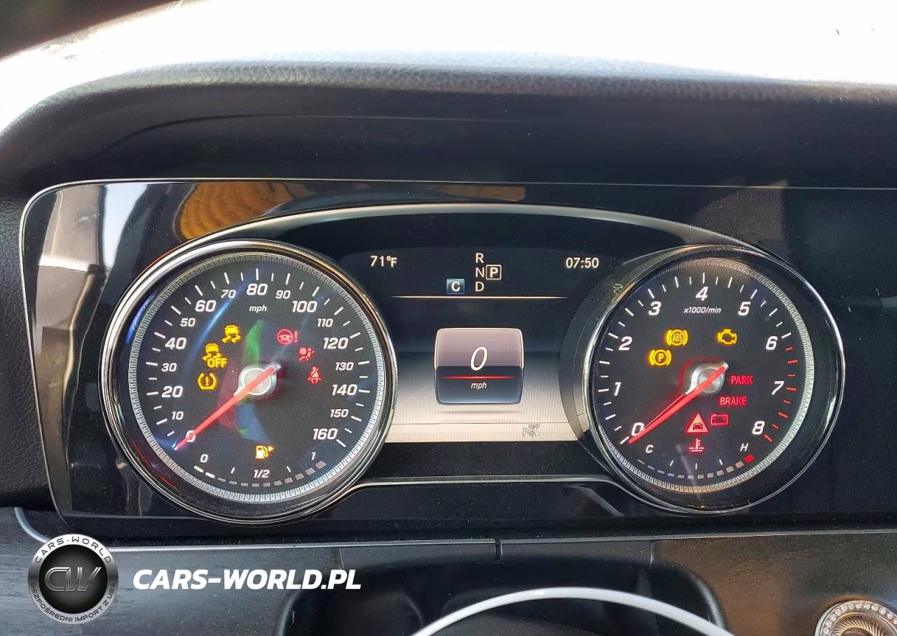 2018 Mercedes-Benz E 300 4Matic VIN:WDDZF4KB8JA403995 - 9