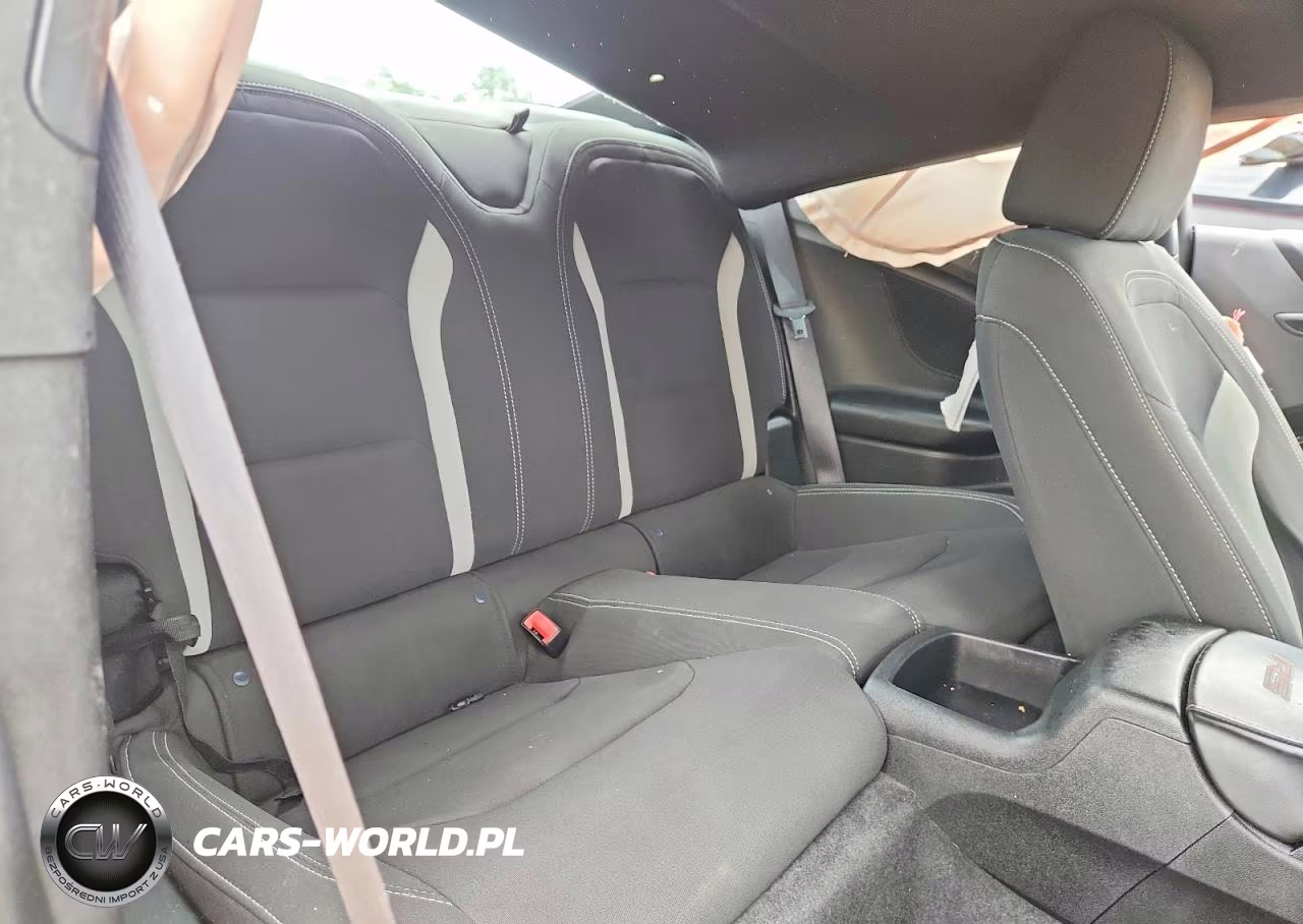 2018 Chevrolet Camaro Lt VIN:1G1FB1RX3J0185178 - 10