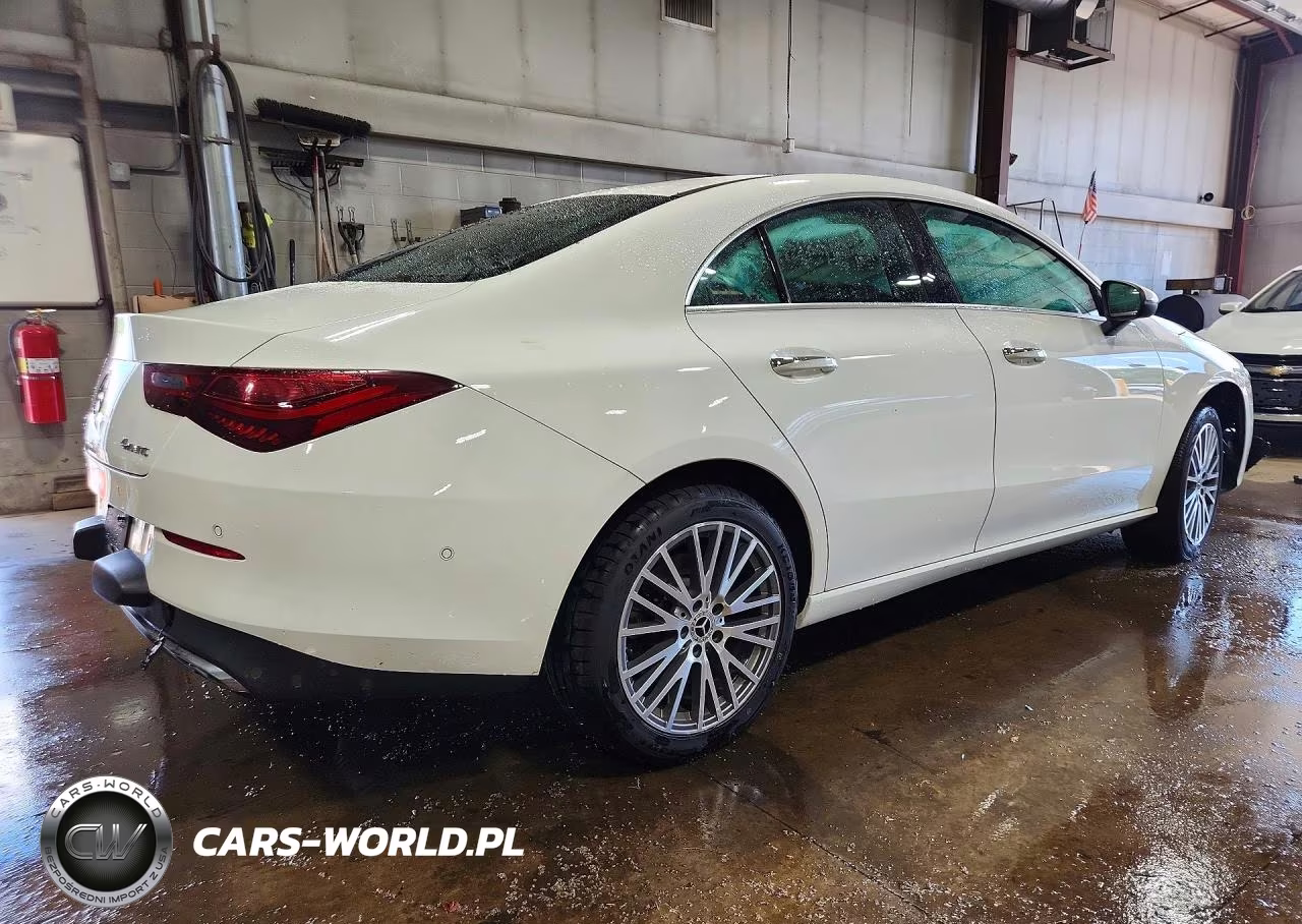 2025 Mercedes-Benz Cla 250 4Matic VIN:W1K5J4HB3SN519345 - 3