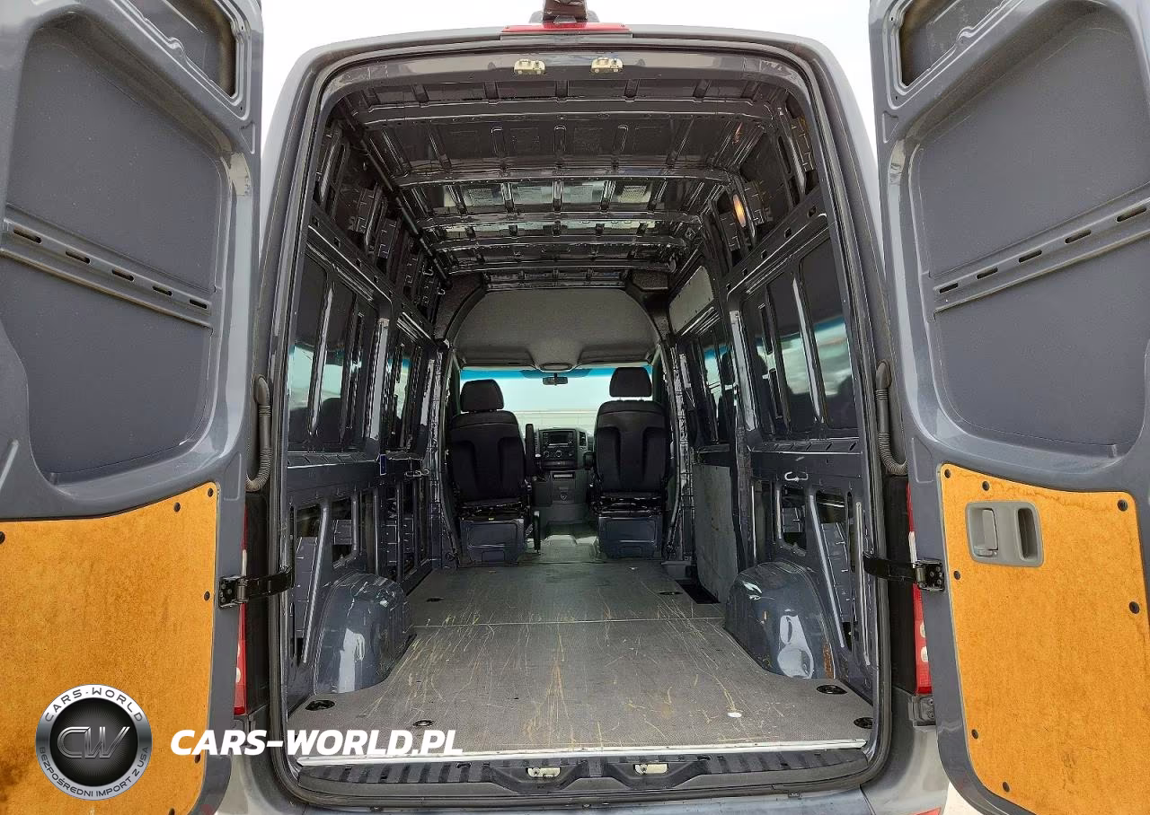 2017 Mercedes-Benz Sprinter 2500 VIN:WD3PE7CD1HP525735 - 10