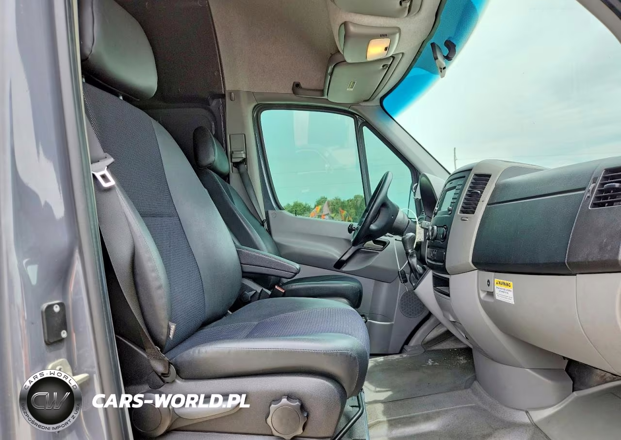 2017 Mercedes-Benz Sprinter 2500 VIN:WD3PE7CD1HP525735 - 11