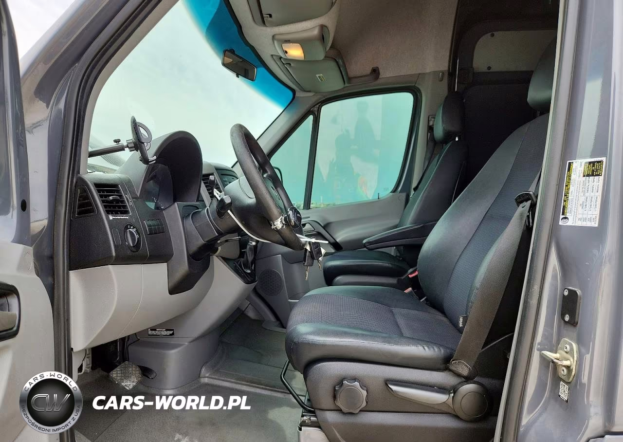 2017 Mercedes-Benz Sprinter 2500 VIN:WD3PE7CD1HP525735 - 7