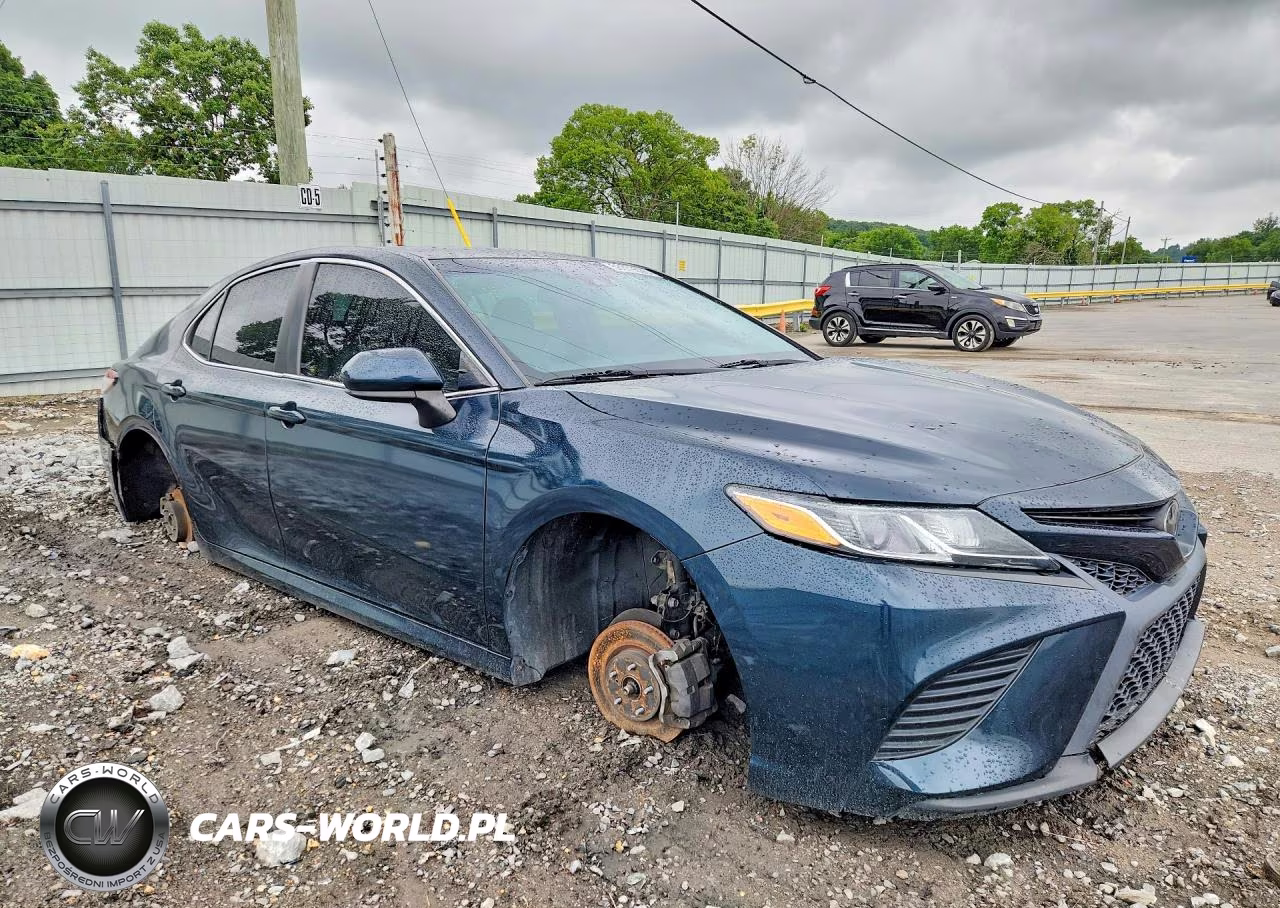 2020 Toyota Camry Se VIN:4T1G11AK6LU335838 - 4