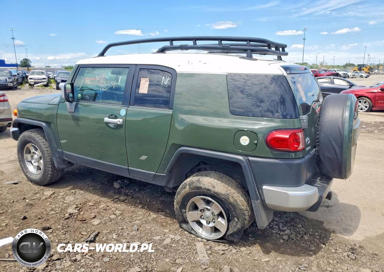 2010 Toyota Fj Cruiser Base VIN:JTEBU4BF1AK084644 - 2