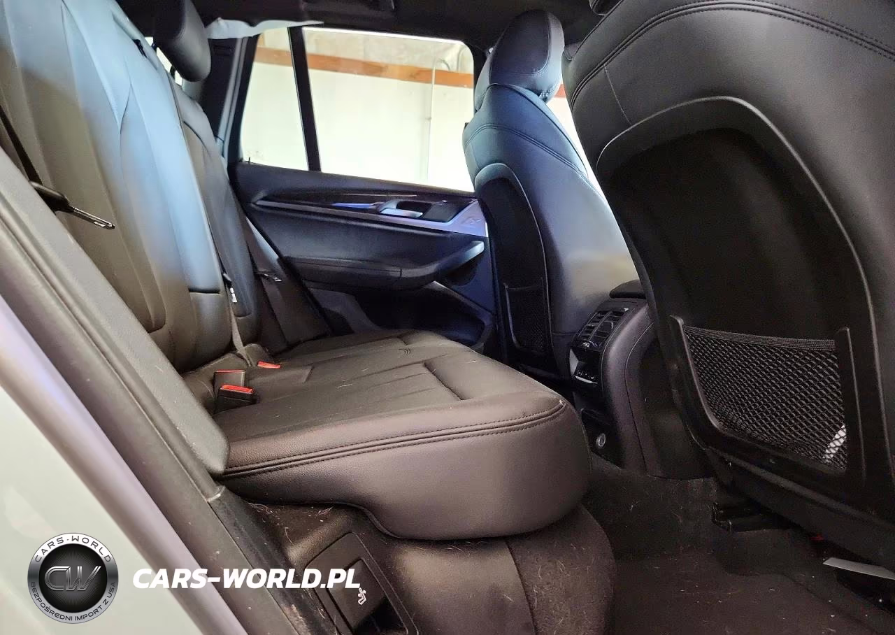 2019 BMW X3 xDrive30I VIN:5UXTR9C53KLD99066 - 11