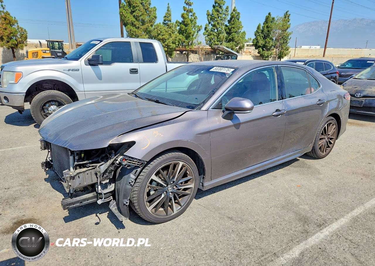 2018 Toyota Camry Xse – zdjęcie 1 z 13