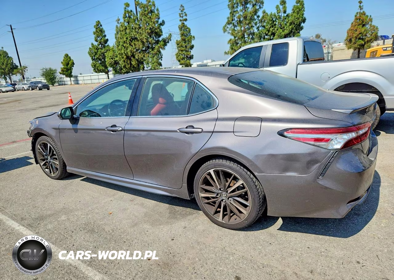 2018 Toyota Camry Xse VIN:4T1B61HK4JU070626 - 2