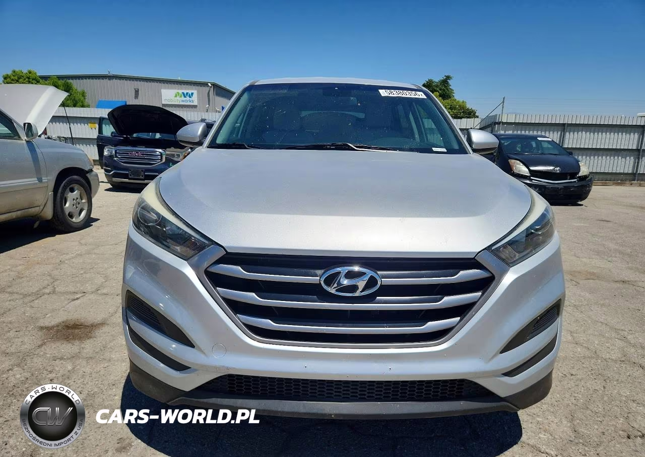 2018 Hyundai Tucson Se VIN:KM8J23A49JU816812 - 5