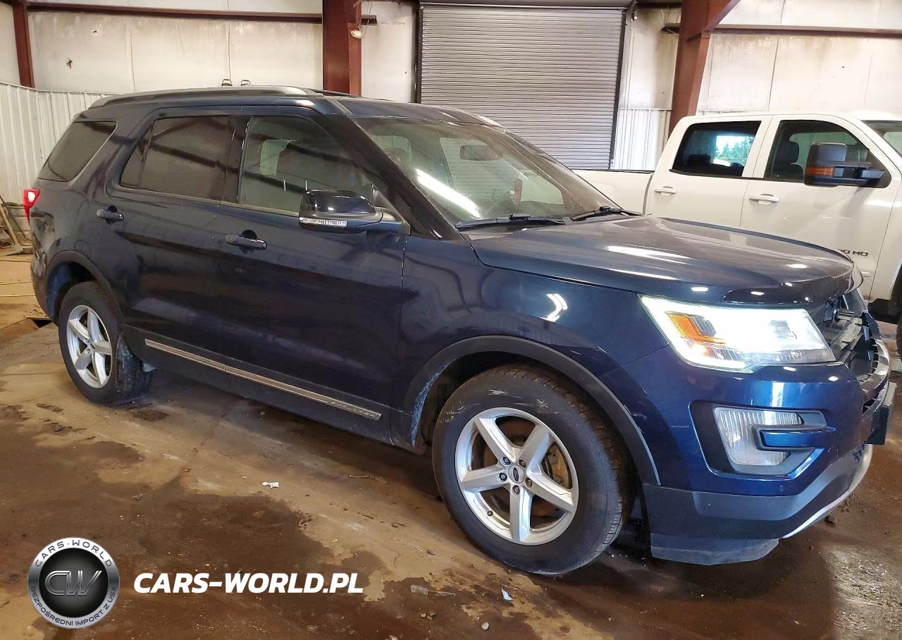 2016 Ford Explorer Xlt VIN:1FM5K8D87GGC56082 - 4