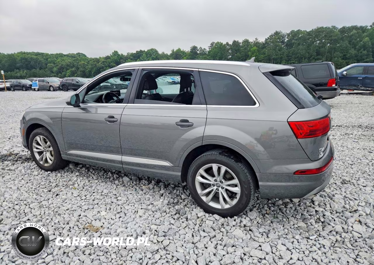 2017 Audi Q7 Premium VIN:WA1AHAF71HD044823 - 2