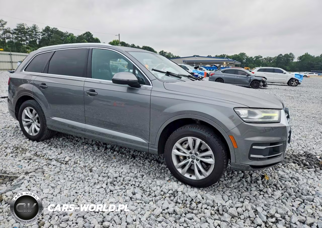 2017 Audi Q7 Premium VIN:WA1AHAF71HD044823 - 4