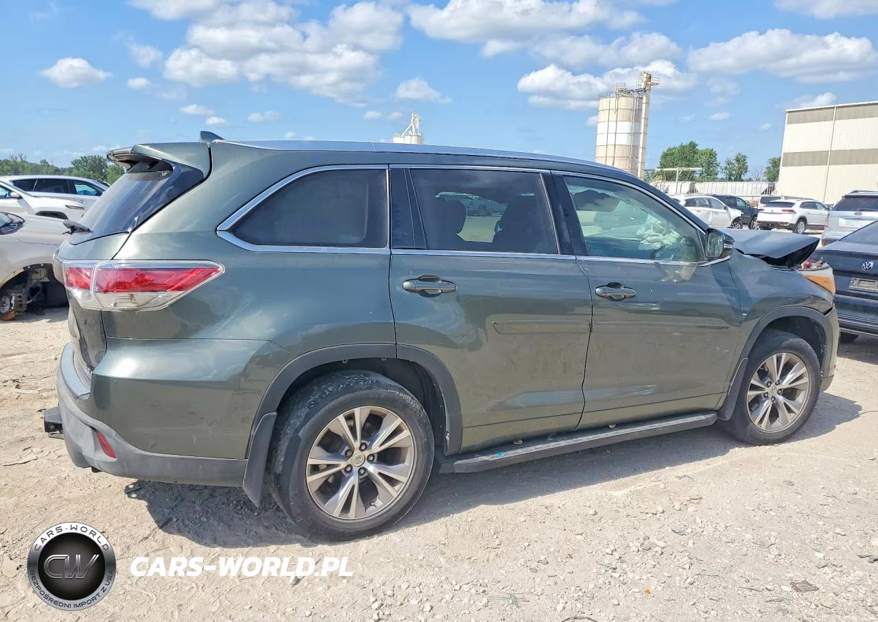 2015 Toyota Highlander Xle VIN:5TDJKRFH9FS122216 - 3