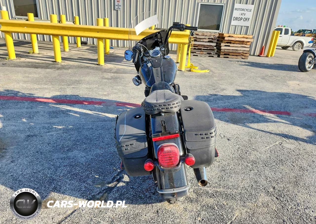 2022 Harley-Davidson Flhcs VIN:1HD1YBK19NB055345 - 4