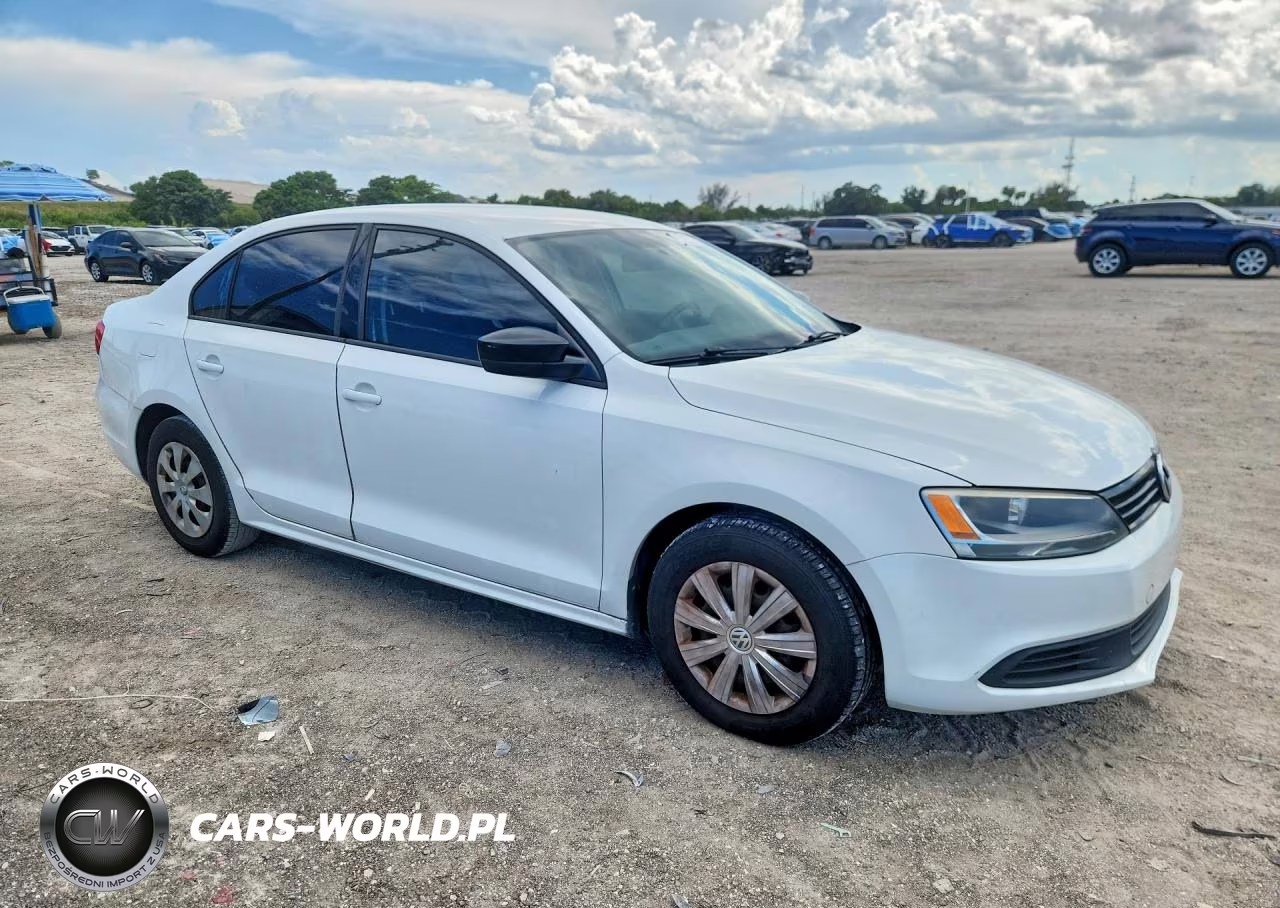 2014 Volkswagen Jetta Base VIN:3VW2K7AJ2EM311711 - 4