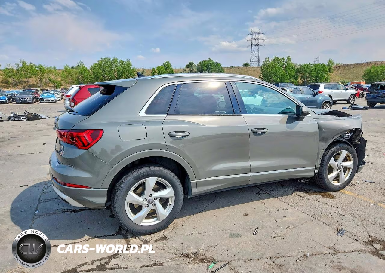 2020 Audi Q3 Premium VIN:WA1AECF31L1053727 - 3