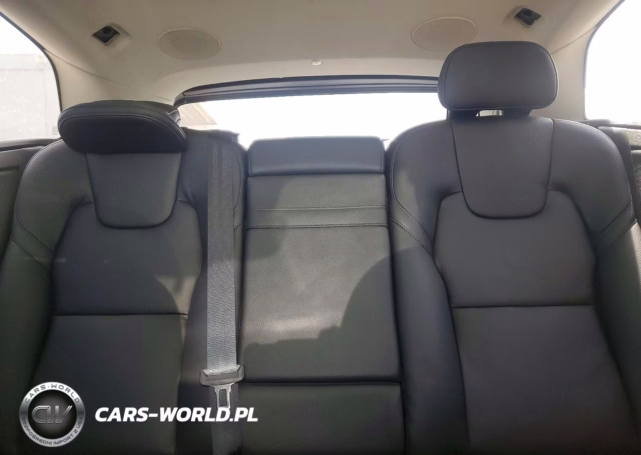 2021 Volvo Xc60 T5 Momentum VIN:YV4102RKXM1797990 - 10