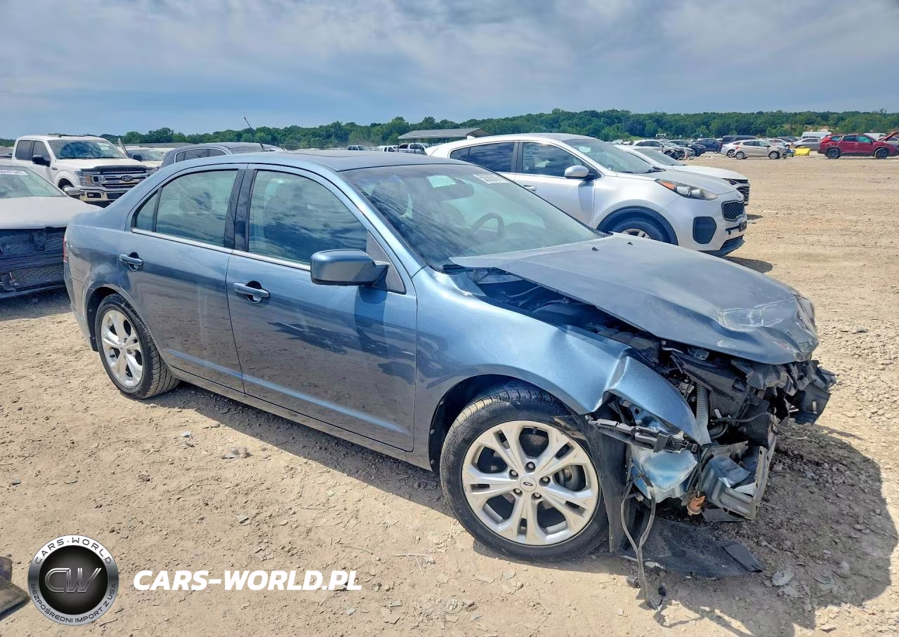 2012 Ford Fusion Se VIN:3FAHP0HA4CR395953 - 4