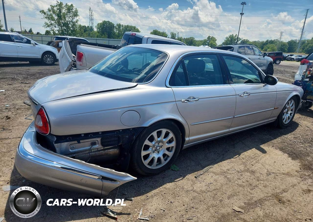 2004 Jaguar Xj8 VIN:SAJEA71C94SG06738 - 3