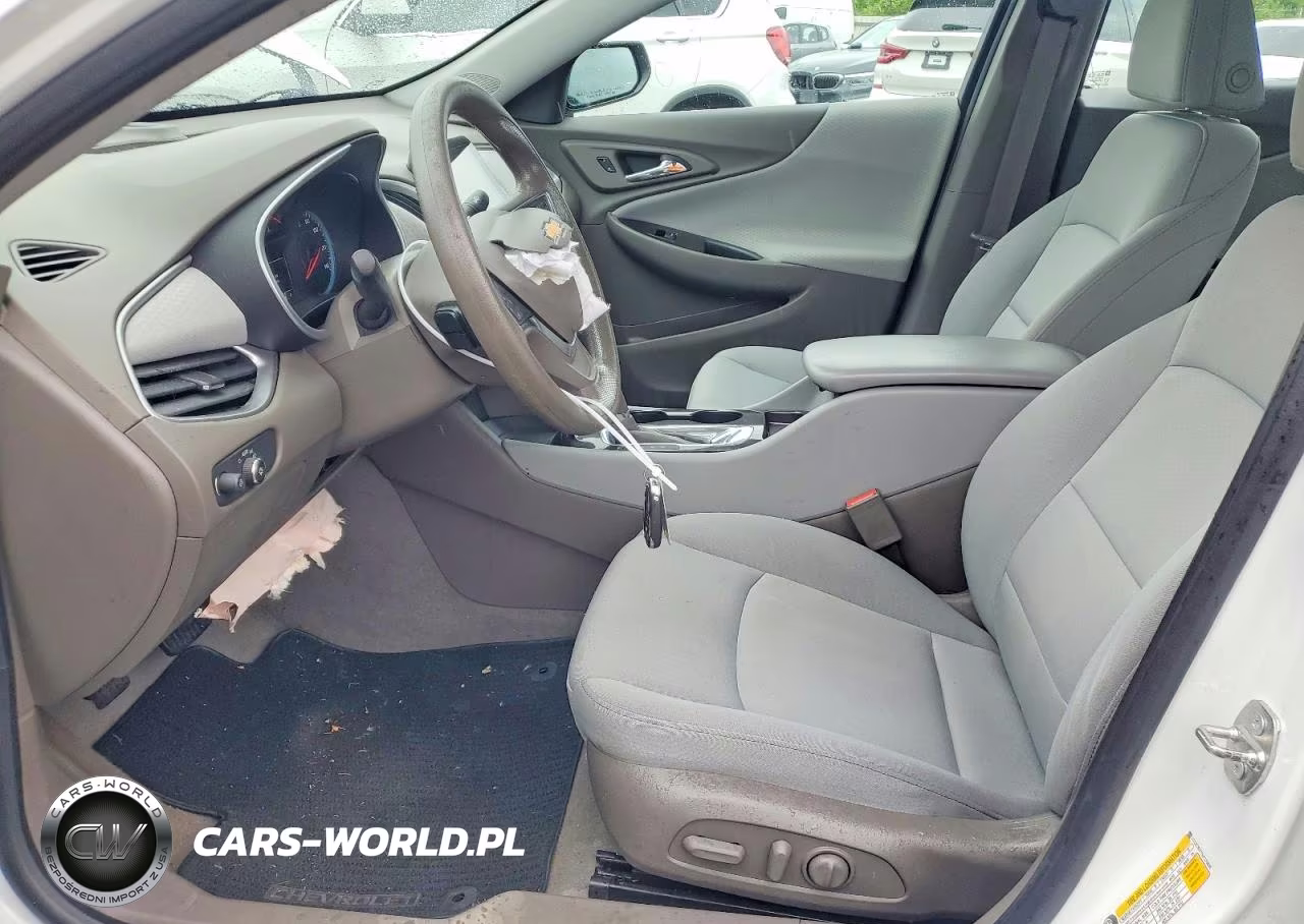 2019 Chevrolet Malibu Ls VIN:1G1ZC5ST7KF170609 - 7