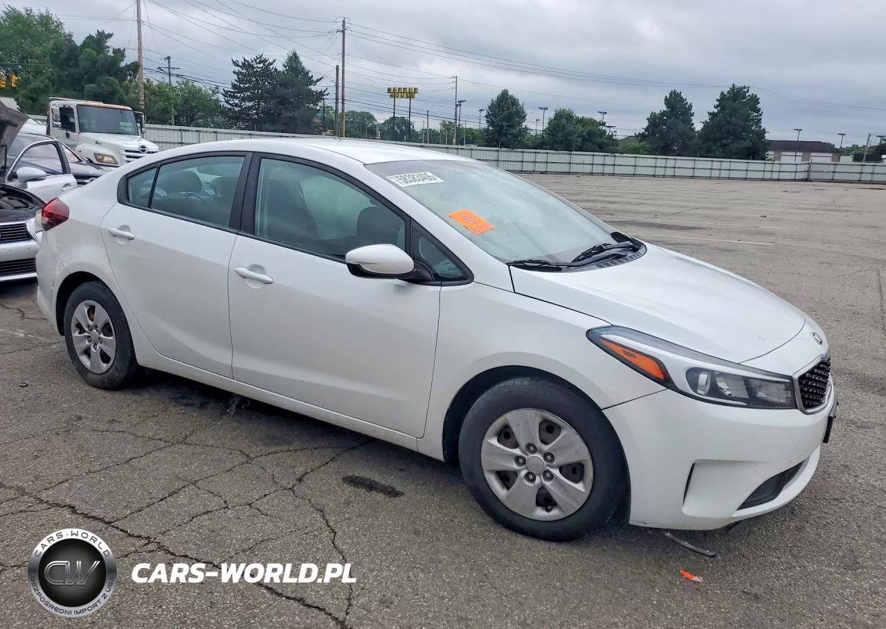 2017 Kia Forte Lx VIN:3KPFL4A76HE121848 - 4