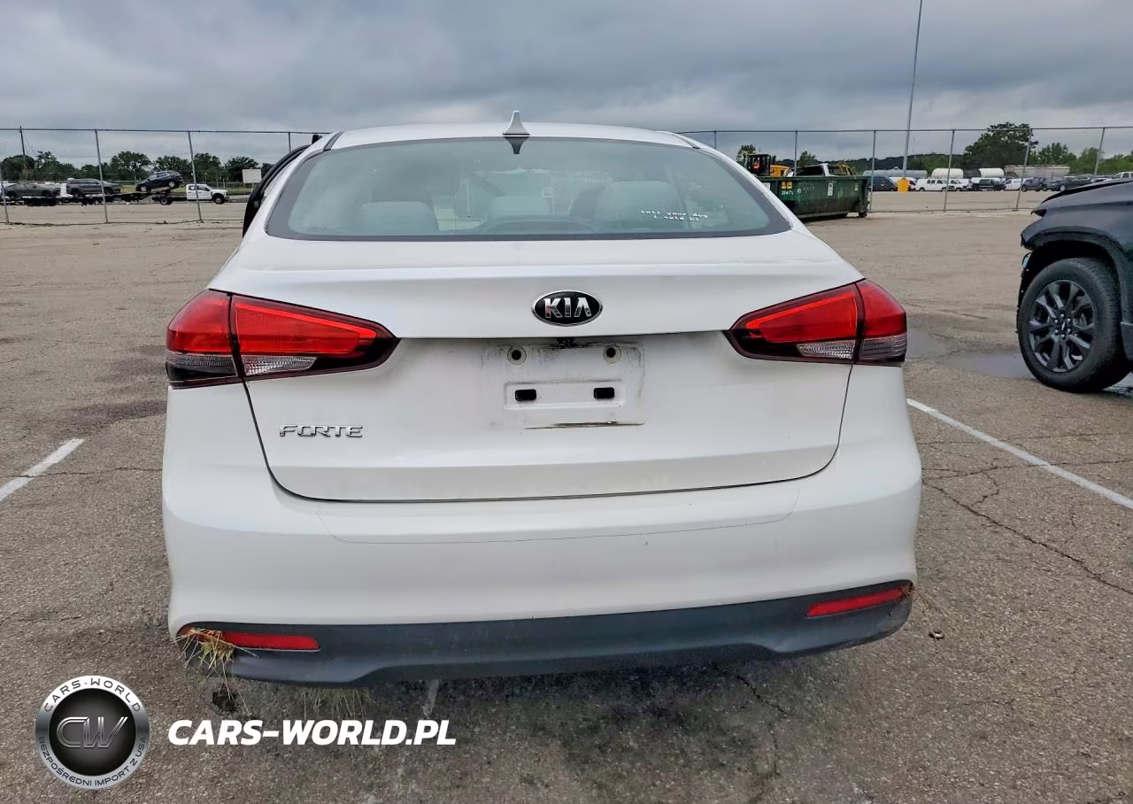 2017 Kia Forte Lx VIN:3KPFL4A76HE121848 - 6
