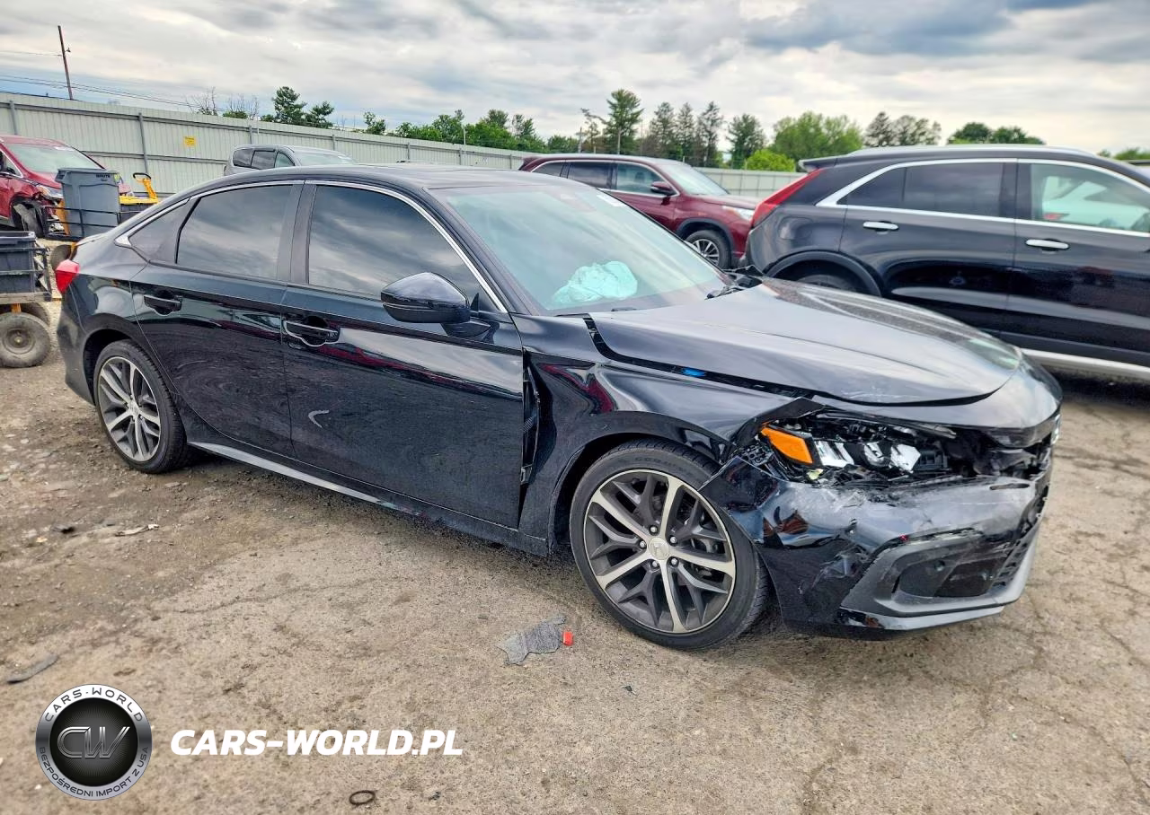 2023 Honda Civic Touring VIN:2HGFE1F90PH311703 - 4