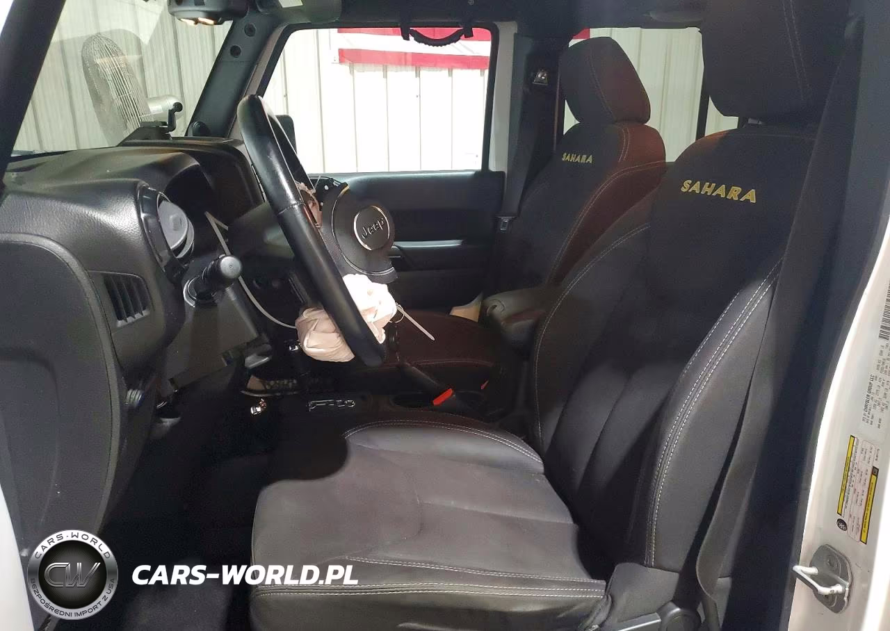 2013 Jeep Wrangler Unlimited Sahara VIN:1C4BJWEG1DL601775 - 7