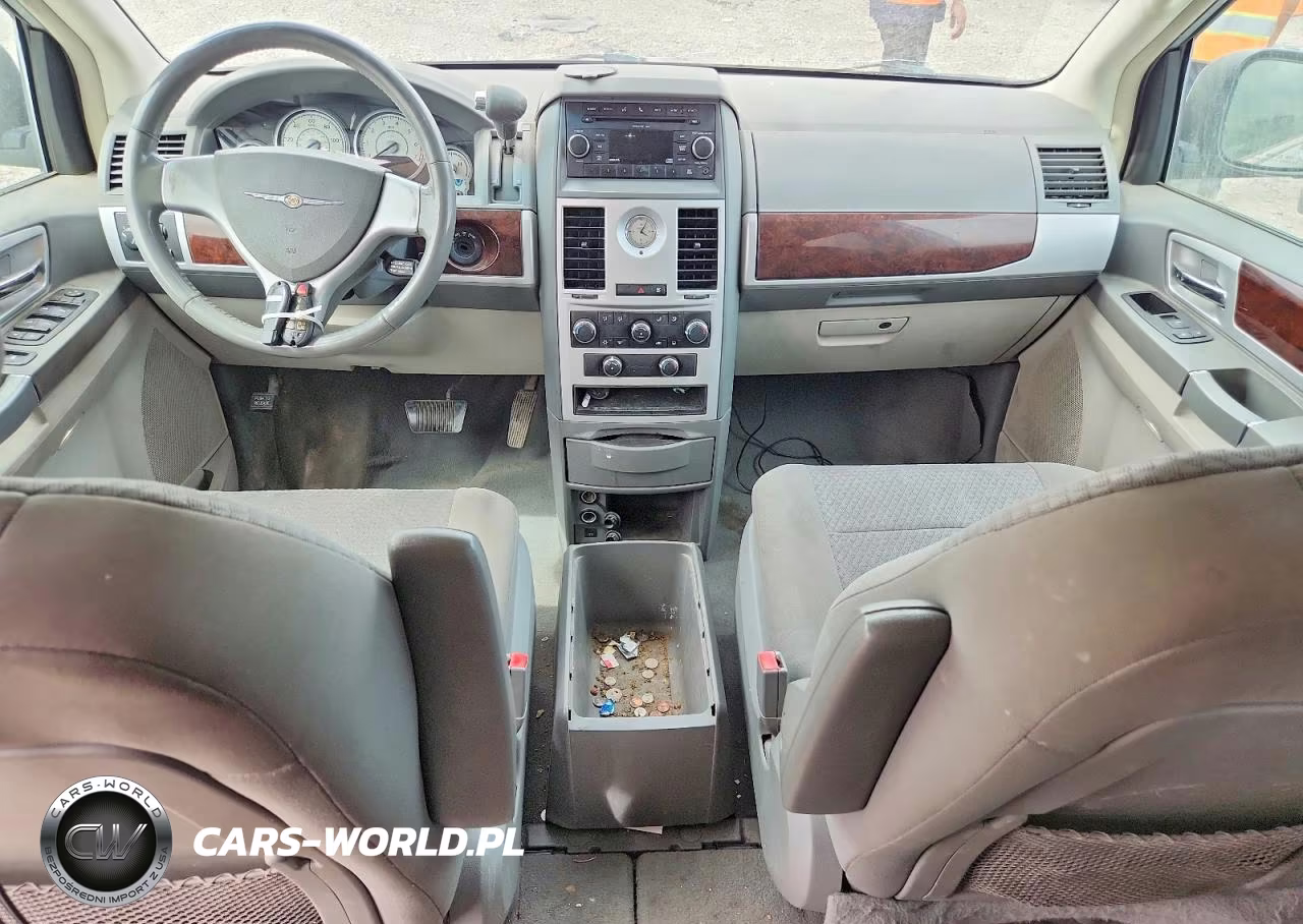 2010 Chrysler Town & Country Touring VIN:2A4RR5D12AR432152 - 8