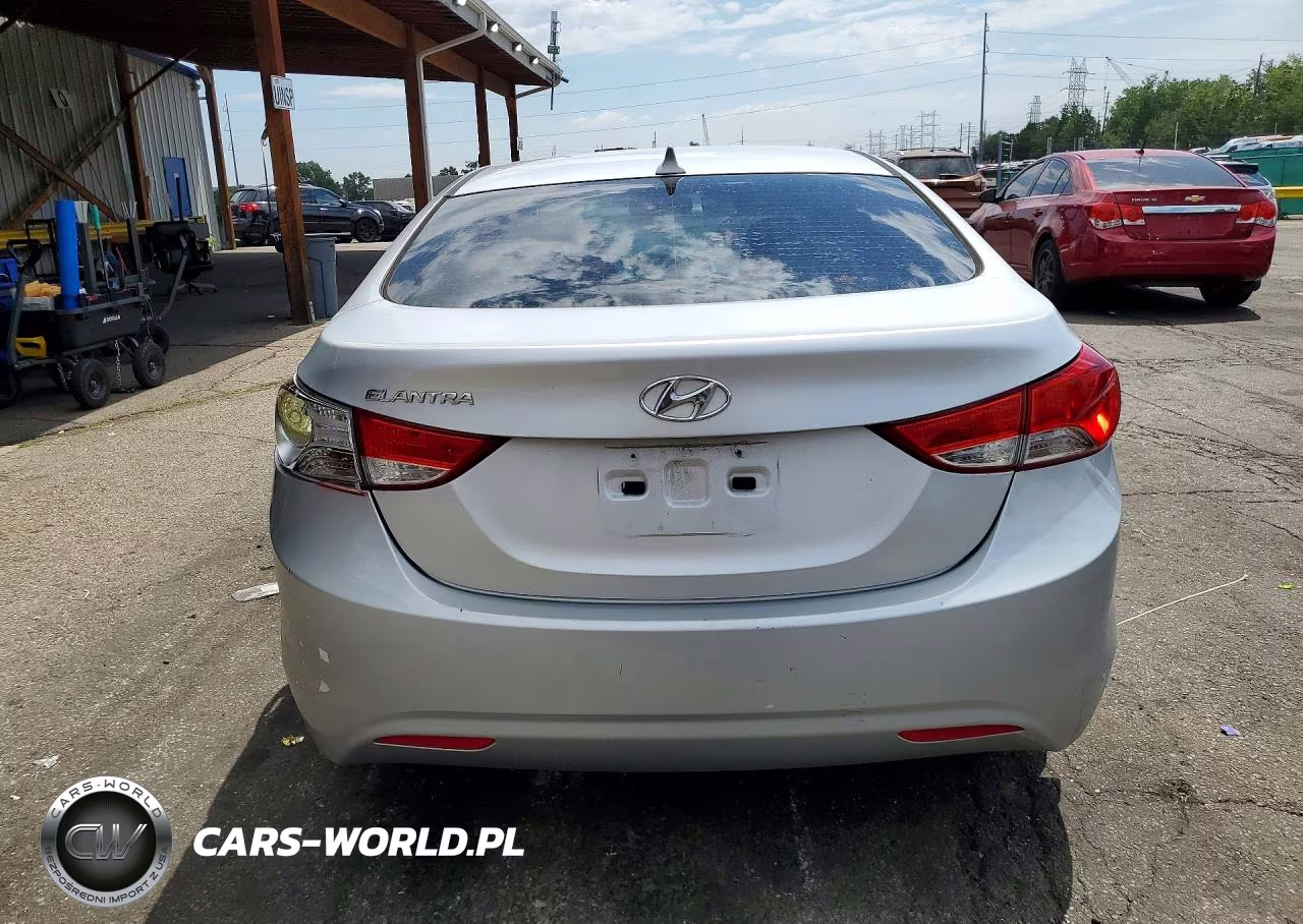 2013 Hyundai Elantra Gls VIN:5NPDH4AE9DH153352 - 6