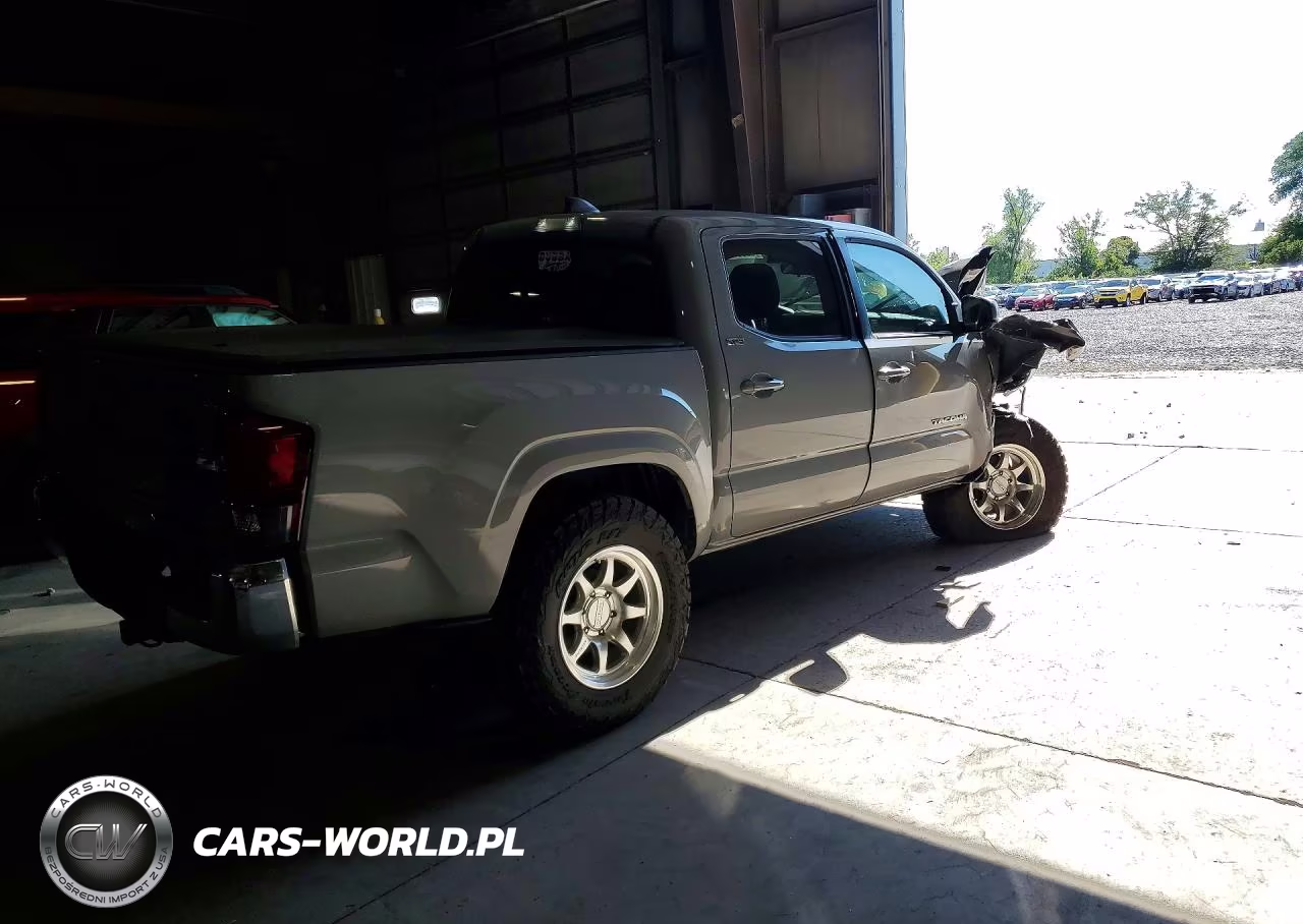 2020 Toyota Tacoma Sr5 VIN:5TFAX5GN4LX179783 - 3