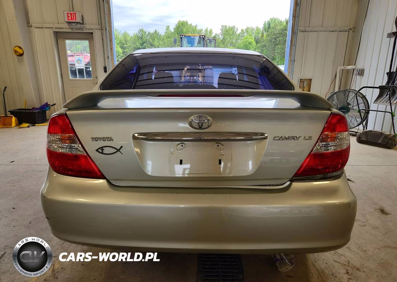 2002 Toyota Camry Le VIN:4T1BE32KX2U532051 - 6