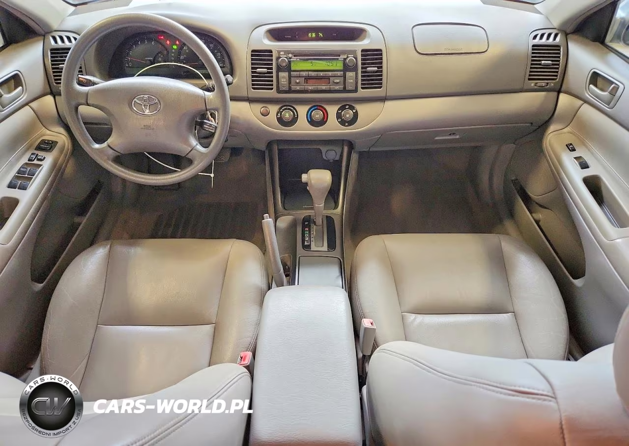 2002 Toyota Camry Le VIN:4T1BE32KX2U532051 - 8