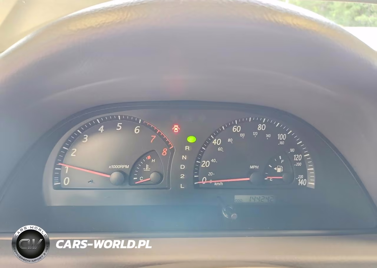2002 Toyota Camry Le VIN:4T1BE32KX2U532051 - 9