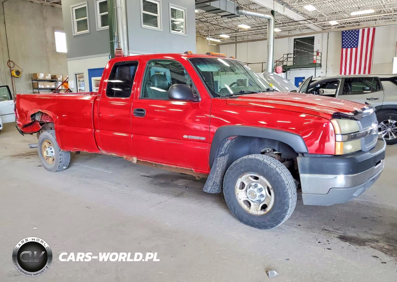 2004 Chevrolet Silverado C2500 Heavy Duty VIN:1GCHC29U04E350359 - 4