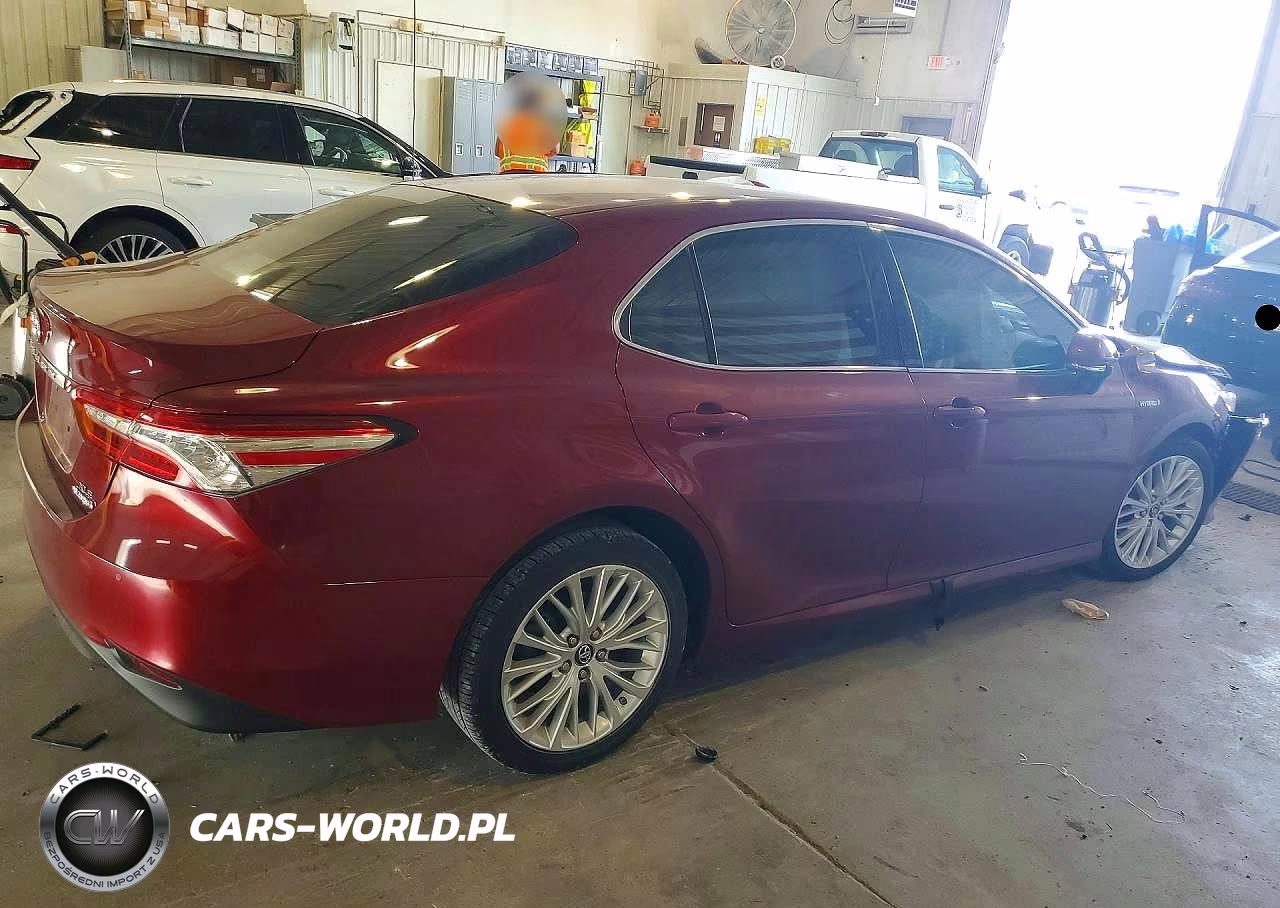 2018 Toyota Camry Hybrid Xle VIN:4T1B21HK2JU501363 - 3