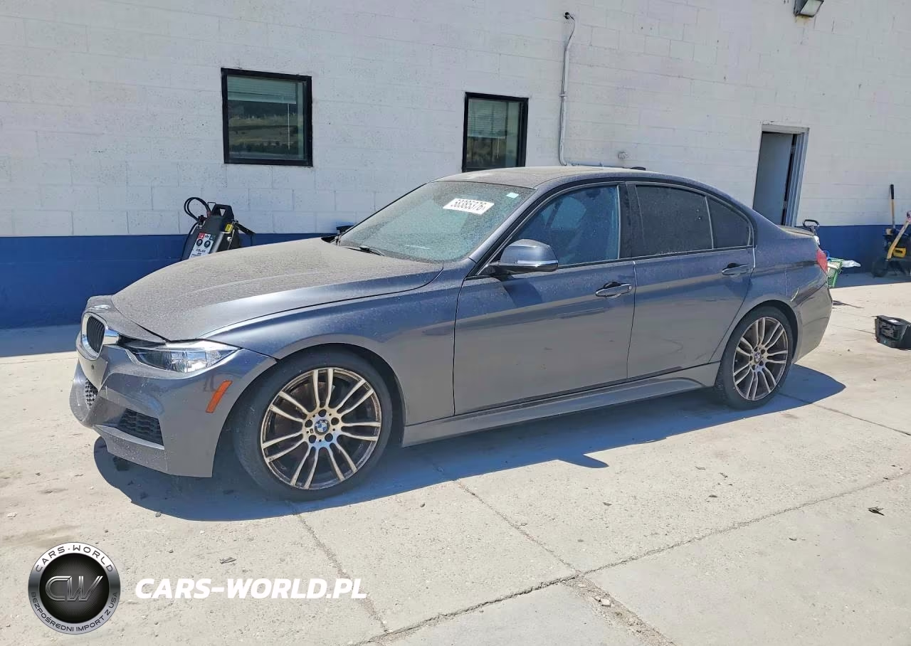 2013 BMW 335 I – zdjęcie 1 z 13