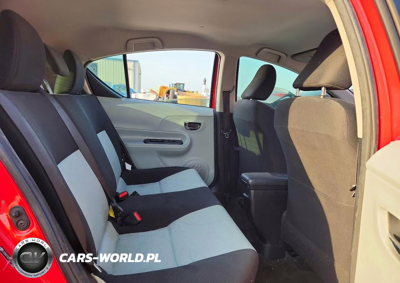 2012 Toyota Prius C Two VIN:JTDKDTB31C1503220 - 10