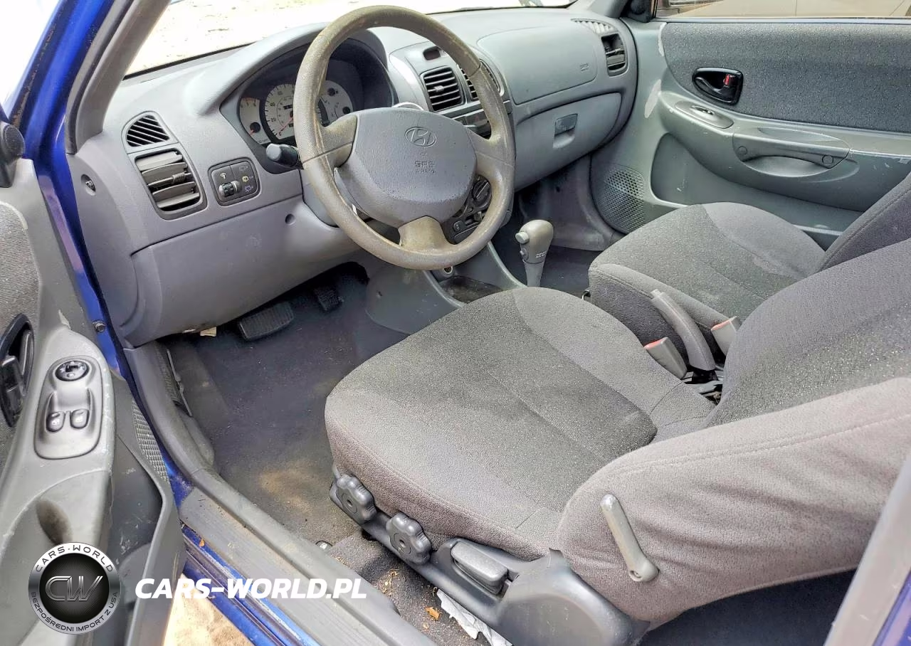 2002 Hyundai Accent Gs VIN:KMHCG35C82U210866 - 8