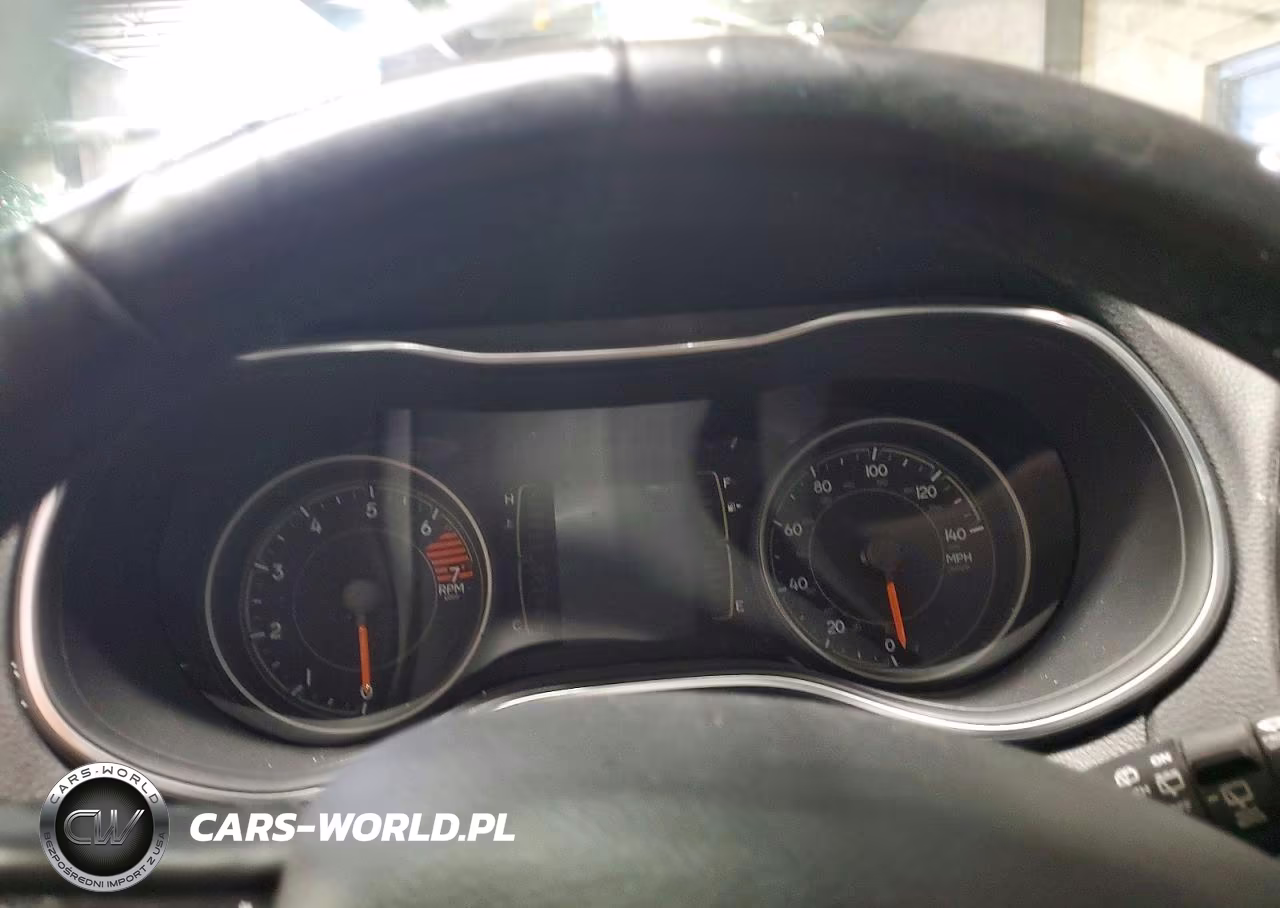 2021 Jeep Cherokee Latitude Plus VIN:1C4PJMLBXMD131502 - 9