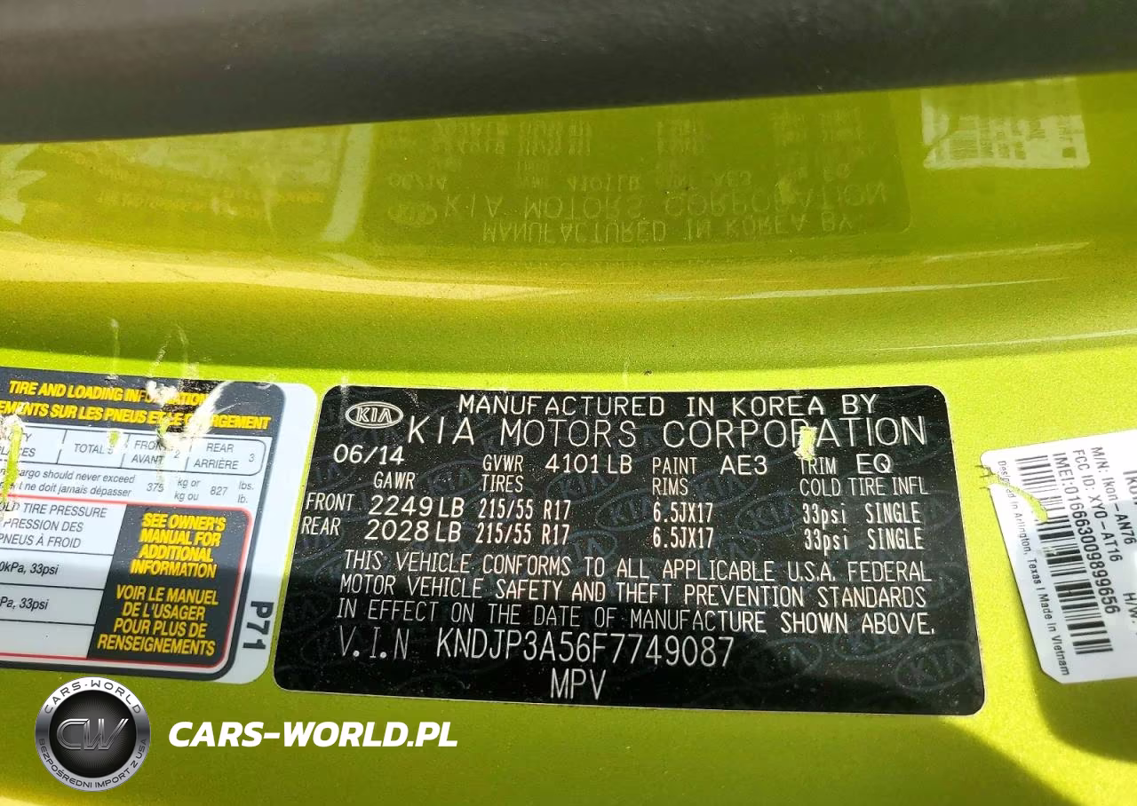 2015 Kia Soul + VIN:KNDJP3A56F7749087 - 12