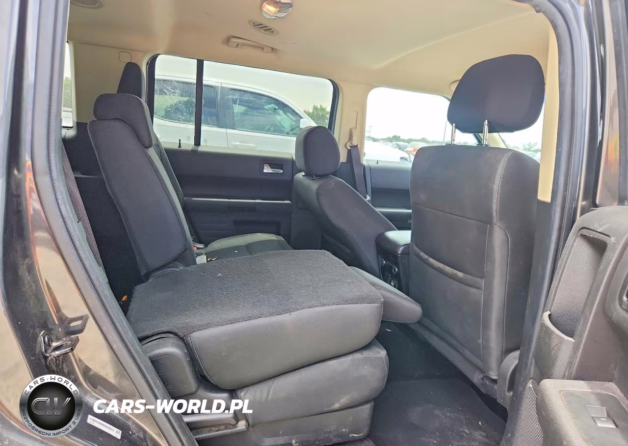 2019 Ford Flex Se VIN:2FMGK5B89KBA33911 - 10