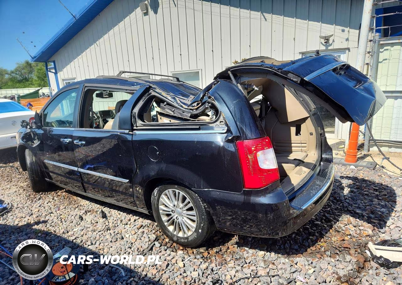 2015 Chrysler Town & Country Touring L VIN:2C4RC1CG6FR506895 - 2