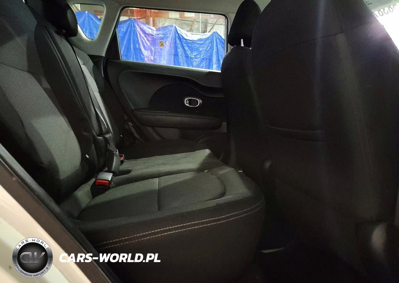 2019 Kia Soul + VIN:KNDJP3A5XK7916027 - 11