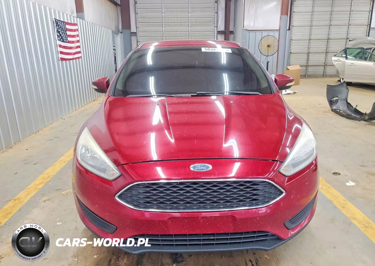 2016 Ford Focus Se VIN:1FADP3F25GL389367 - 5
