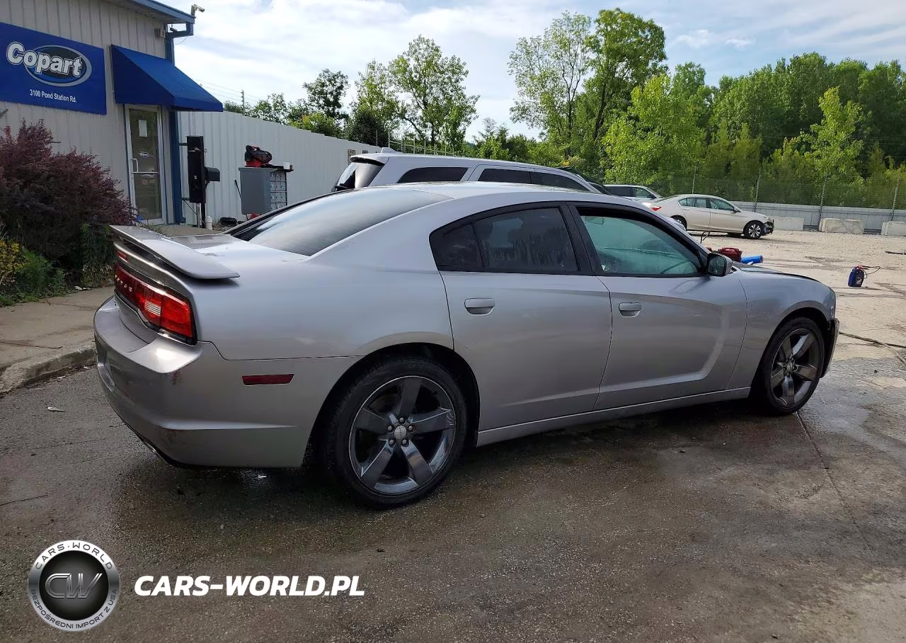 2011 Dodge Charger VIN:2B3CL3CG6BH525000 - 3
