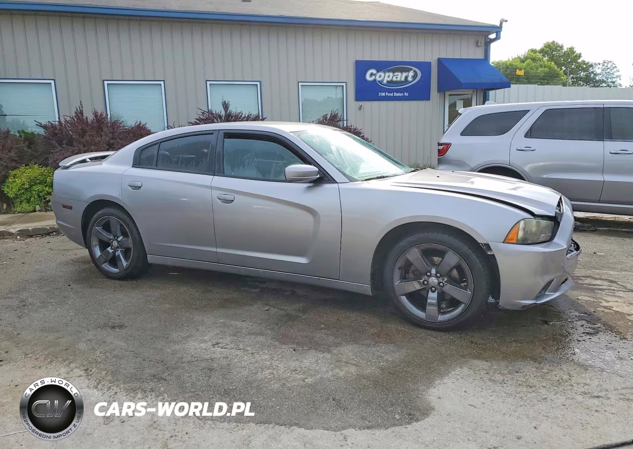 2011 Dodge Charger VIN:2B3CL3CG6BH525000 - 4