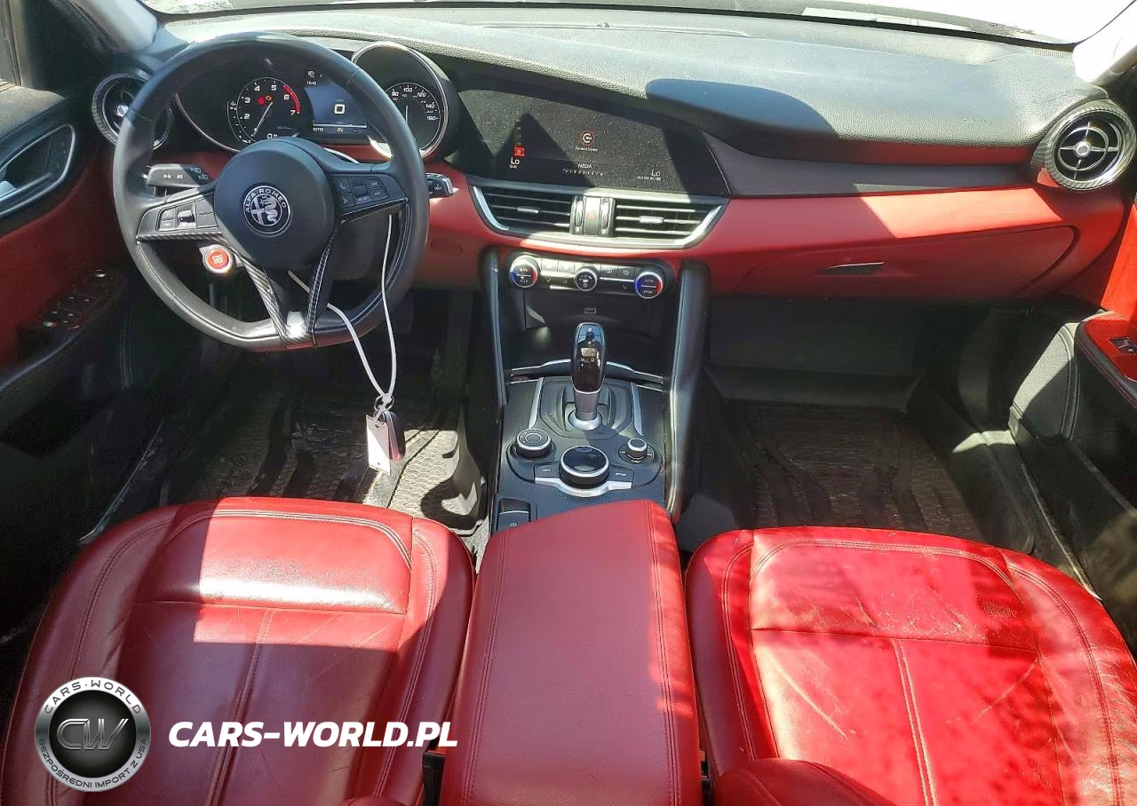 2017 Alfa Romeo Giulia Q4 VIN:ZARFAEDN4H7553981 - 8